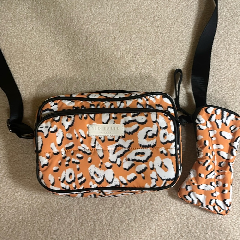 NWOT! Ted Baker Leopard Detail Puffer Yellow Camera Bag